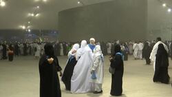 Hajj pilgrims perform symbolic stoning of devil News Clip