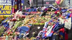 CLEAN : Images outside Indonesia's Kanjuruhan stadium after deadly stampede News Clip