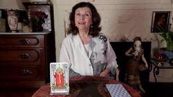 How to Read the Hierophant Tarot Card Instructional Video