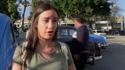 VOICED : Taxis de Cuba afrontan nuevas normas y se complica el transporte News Clip