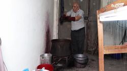 Why this Weird Yellow Silk is So Hard to Produce Instructional Video