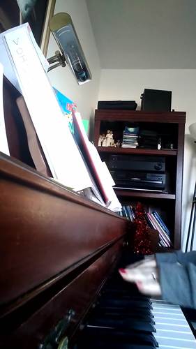 Preview of Angels We Have Heard on High piano accompaniment