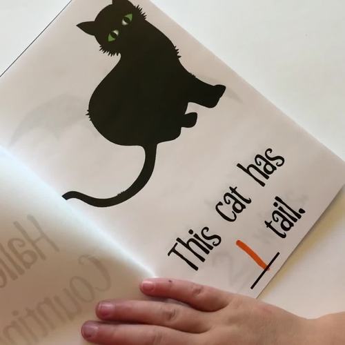 Halloween Counting Book by Karyn- Teach Beside Me | TpT