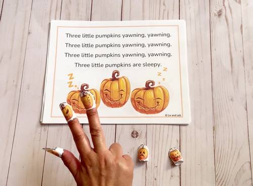 Pumpkin finger puppets hot sale