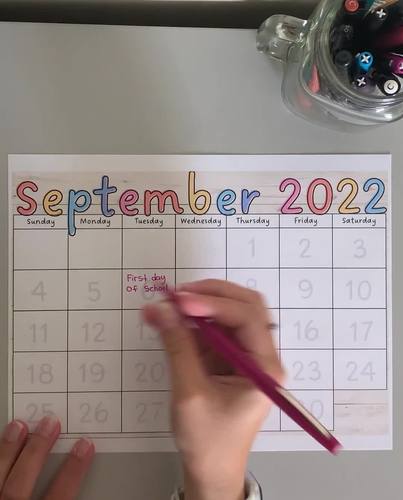 School Calendar 2022-2024 by Keeping up with cb | TPT