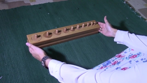Preview of Montessori Sensorial (Knobbed cylinders 3 period name lesson) Thin-Thick