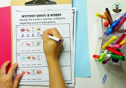R-Controlled Vowel Mystery Worksheet by The Joy in Teaching | TPT