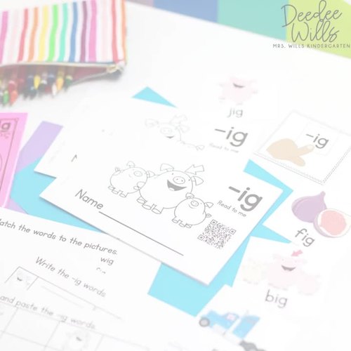 CVC Words Books - Print and Digital Activities for Kindergarten & 1st Grade