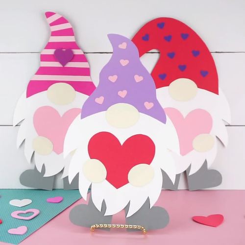 Gnome Valentine Craft by I Heart Crafty Things