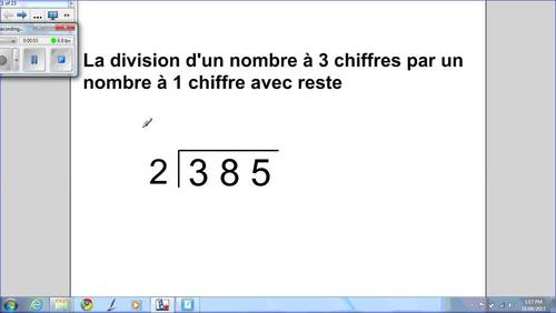 Preview of La division de 3 chiffres par 1 chiffre avec reste.