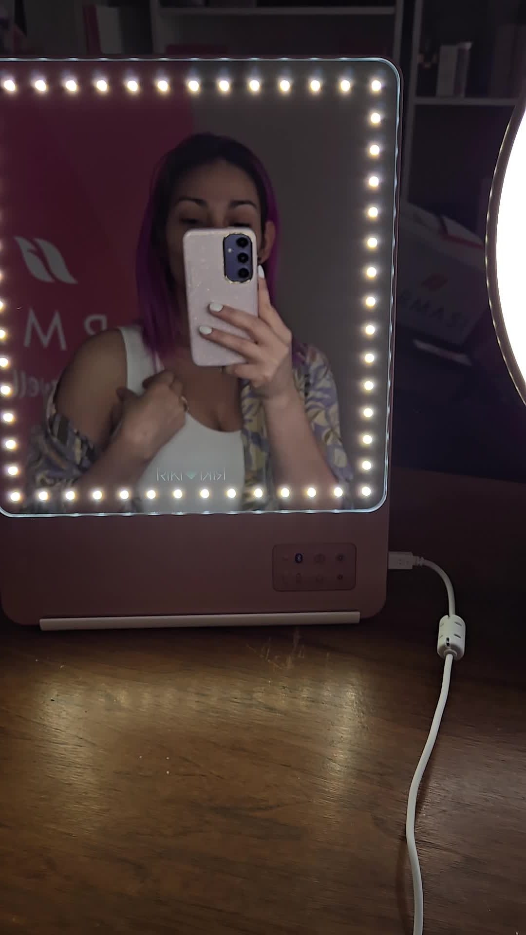 RIKI SKINNY by RIKI LOVES RIKI Best lighted makeup vanity mirror and live stream device