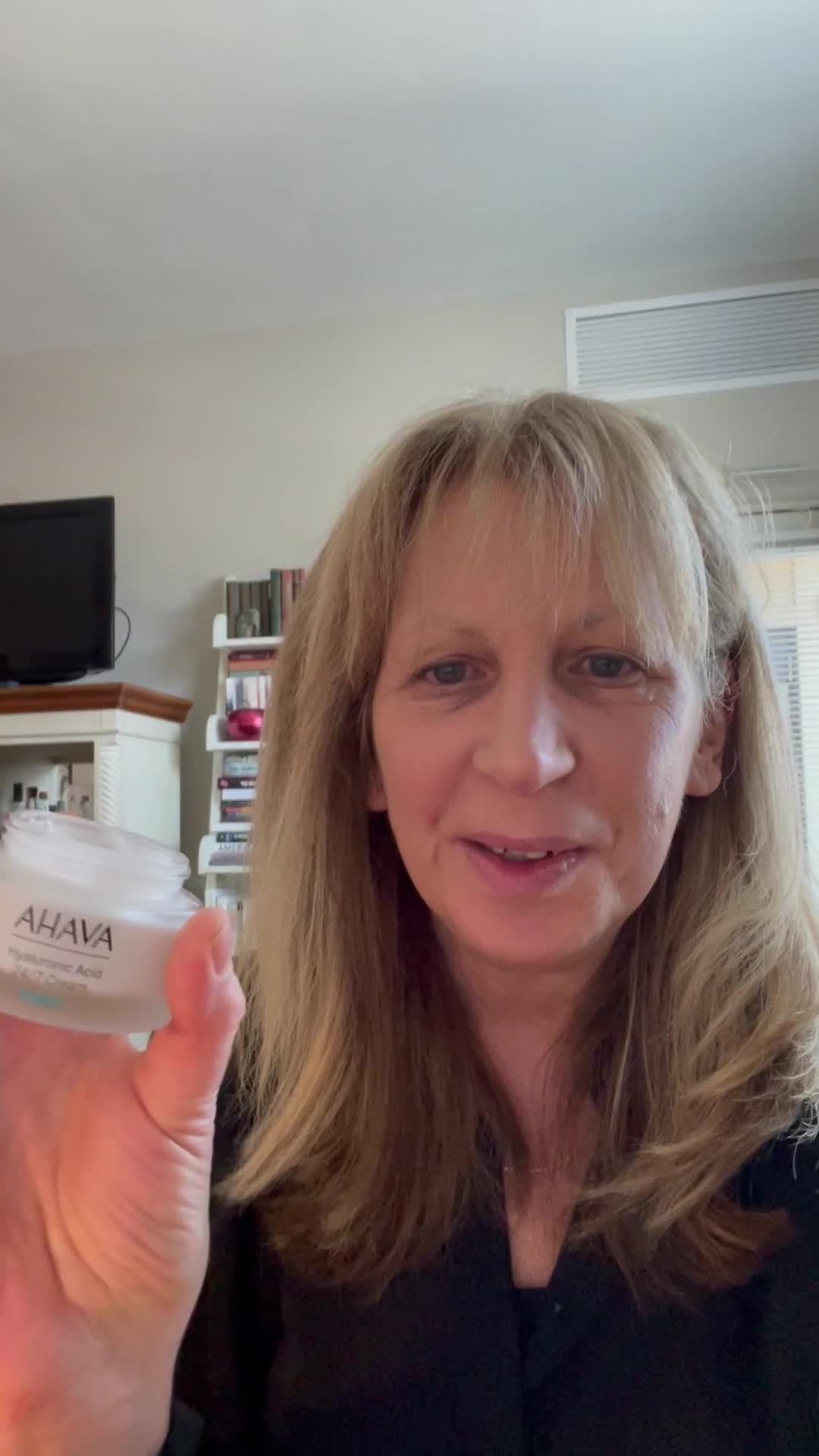 Hyaluronic Acid 24/7 Cream – AHAVA USA