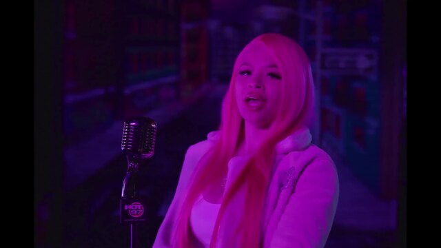 Live from the Bodega - Geezly | U Feel Me