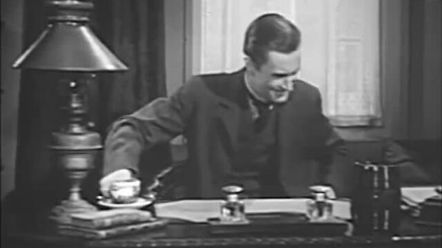 The Case of the Neurotic Detective