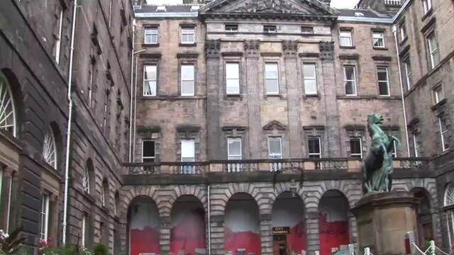 UK: Old and New Towns of Edinburgh