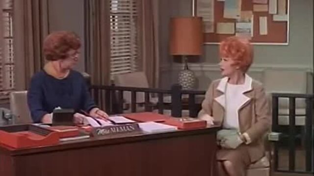 The Lucy Show - S5E16: Lucy the Babysitter