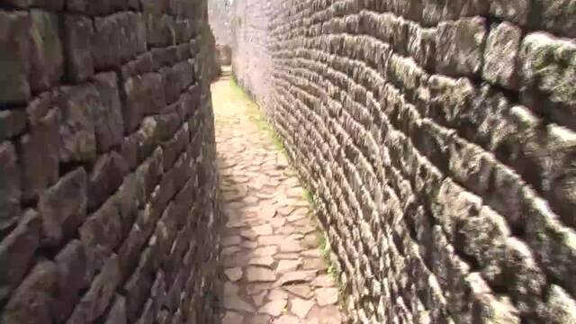 Zimbabwe: Great Zimbabwe National Monument