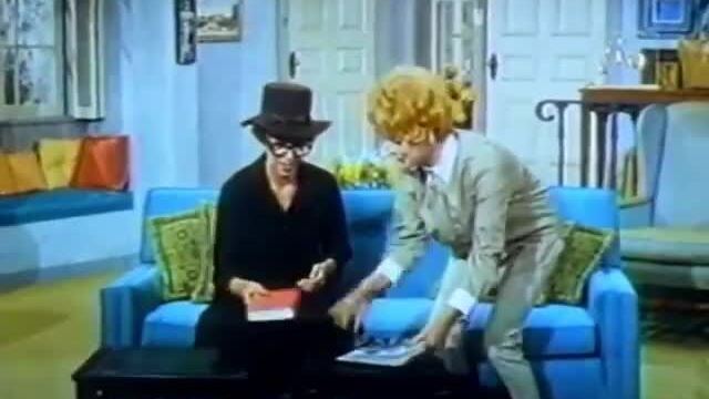 The Lucy Show - S6E14:  Lucy and Carol Burnett - Part 1