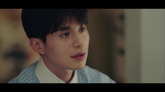 Jung Rok se pone celoso