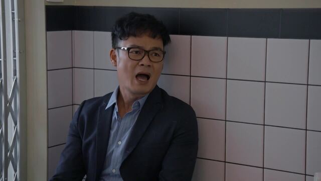 Handsome and Ah Hock help Ella